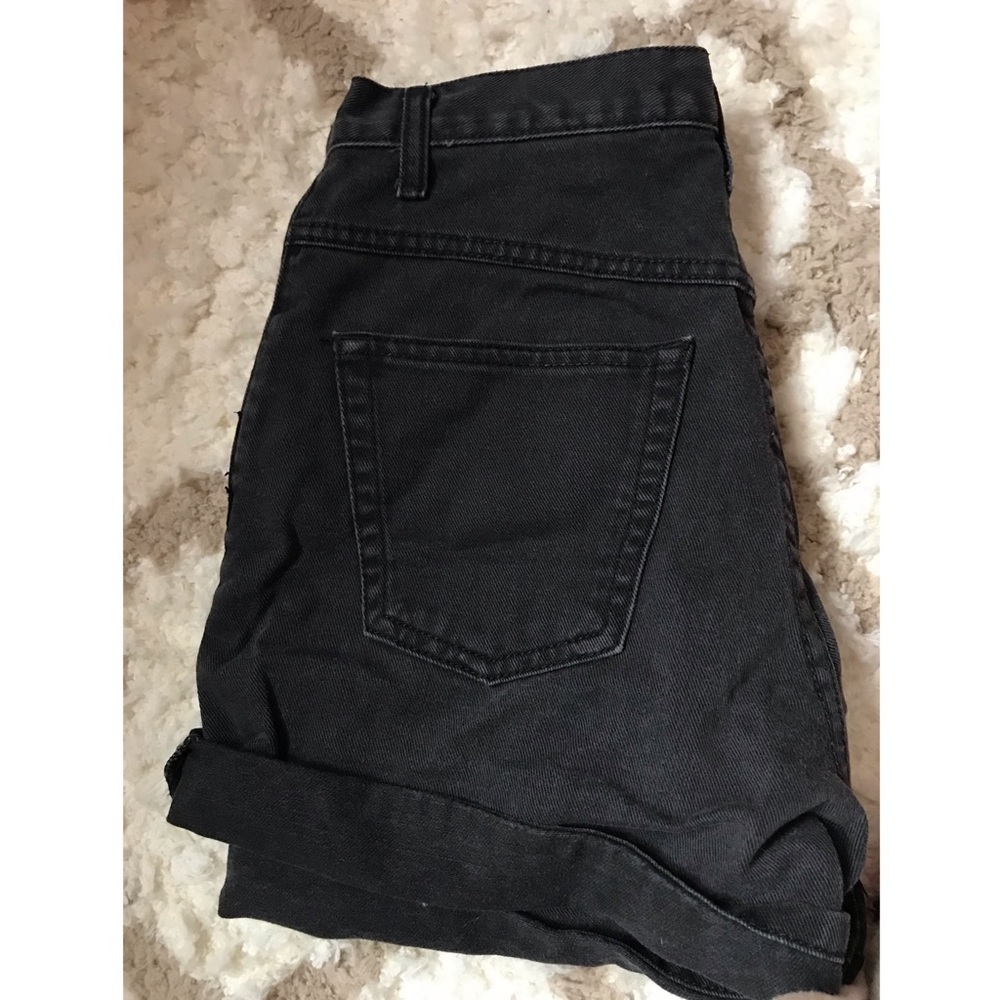 Mom style black jean shorts